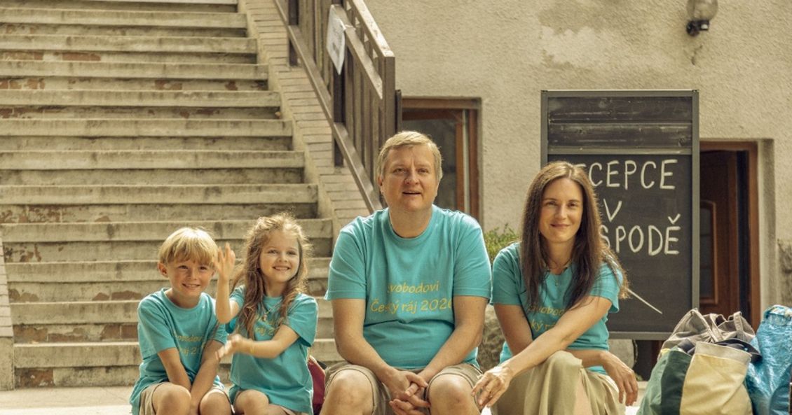 Smažák, pivko, pohoda. Komedie Dovolená v Českém ráji zdaleka není jen vtipná